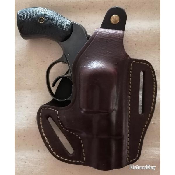 Revolver American Bulldog cal. 38 SW avec holster  AKAH pour droitier en cuir.