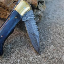 Couteau Lame Damas 128 Couches Manche Bois Atlantide/Laiton Fa&ccedil;on Buck 112 Fab Artisanale Lockback01
