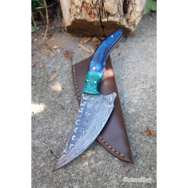 Couteau Skinner Damas Lame Upswept Acier 256 Couches Manche Bois&R�sine Etui Cuir Fabric Artisan 01