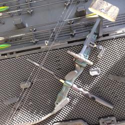 Magnifique Ensemble complet Malette PLANO + Arc Chasse PSE + accessoires