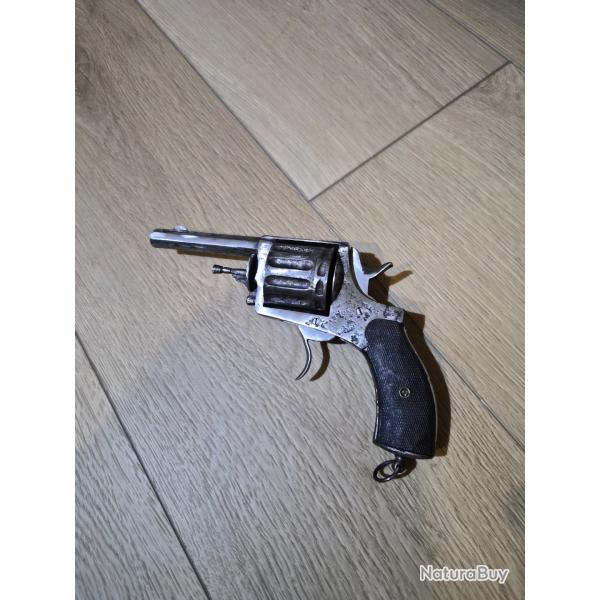 Revolver l'explorateur 12 coups 6mm velodog