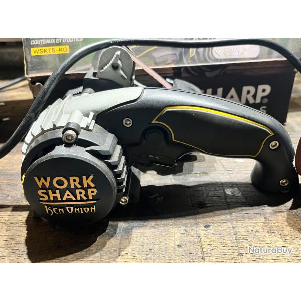 Aff�teuse work sharp