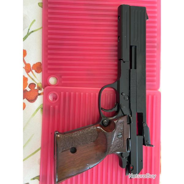 Pistolet 22 long rifle Marque Beretta mod�le 89 GOLD