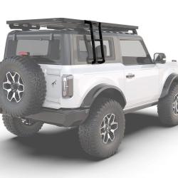 &Eacute;chelle &agrave; montage lat&eacute;ral pour Ford Bronco