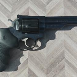 Ruger GP 100 - 6" - 357 Magnum