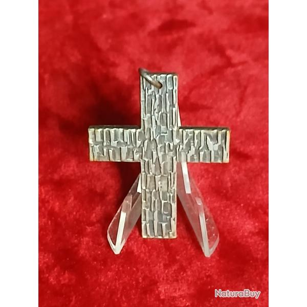Pendentif crucifix ancien  sign�e Fisch & Cie. (1890-1920)