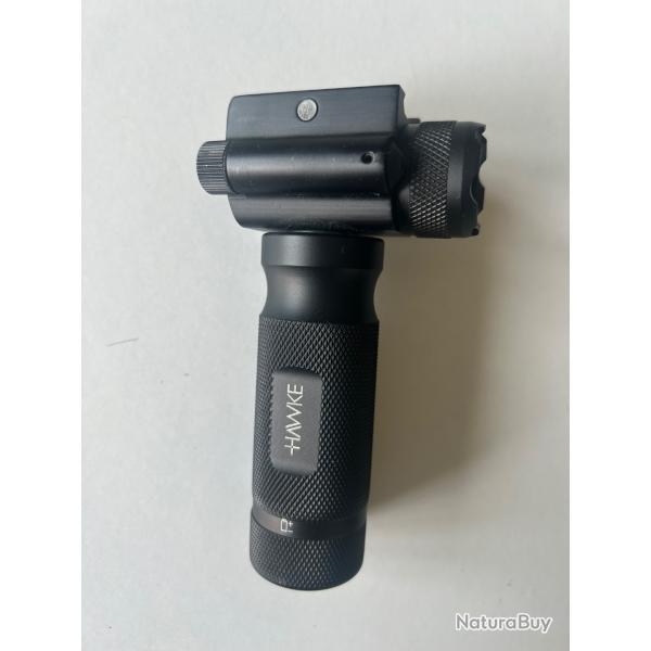 Poign�e tactique picatiny HAWKE lampe + laser pour armes