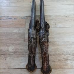 2 pistolets style  oriental