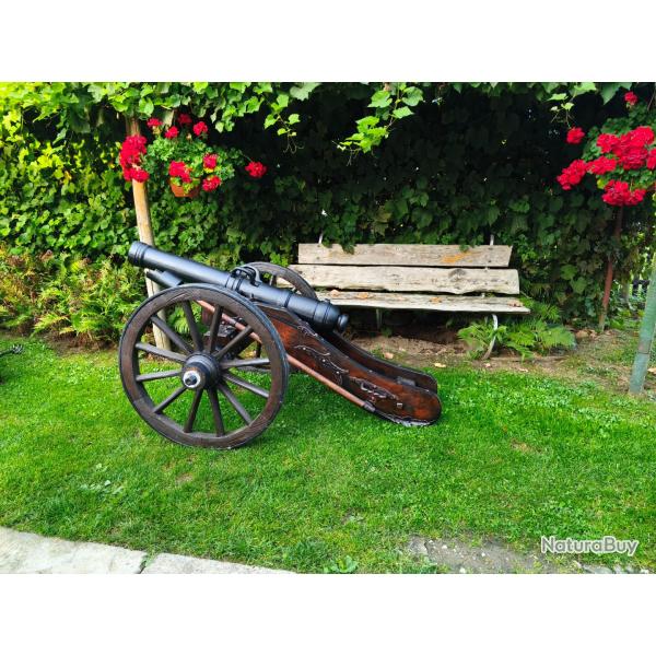 Offre promotionnelle de canon,objet de collection sur le th�me militaire,tir � la poudre noire
