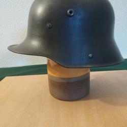 Casque allemand &laquo; Stahlhelm &raquo; M/16,