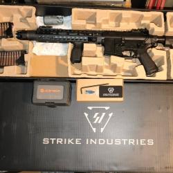 Pack GBBR EMG / CYMA CGS M4 Strike Industries (SI.1303 BK) + Upgrades & Accessoires - &Eacute;tat Quasi-Neu