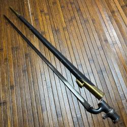 Ba&iuml;onnette Martini-Henry avec Fourreau cuir - Marquages Militaires & Poin&ccedil;ons Broad Arrow
