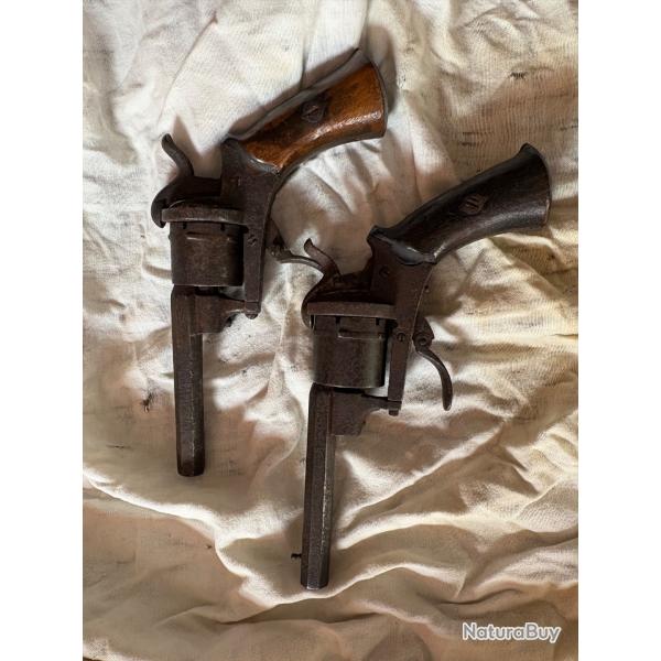 Paire de Revolvers Antiques � Broche Type Lefaucheux - XIXe Si�cle