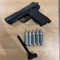 HK45 Umarex CO? 4,5 mm BB a Cat&eacute;gorie D a Avec bo&icirc;te
