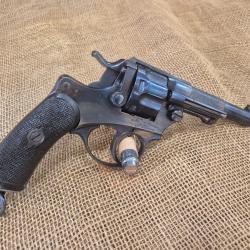 Revolver reglementaire fran&ccedil;ais 1874 MARINE?