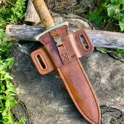 dague de chasse d'artisan / loupe d'olivier / lame inox &agrave; 4 gorges / fourreau cuir