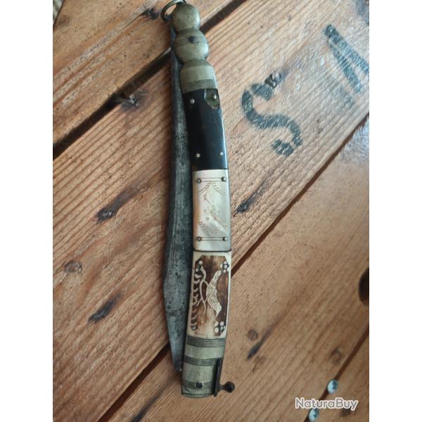 Grand couteau pliant d'apparat XIXe si�cle - Style Navaja / Ch�tellerault - Lame 19 cm - Sculptures