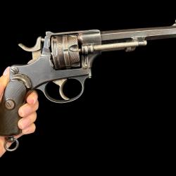 REVOLVER 1878 suisse cal. 10.4X20R num&eacute;ro 2860