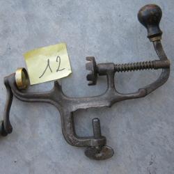 SERTISSEUR CAL 12 LOT F
