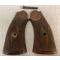revolver 92 Espagnol : Plaquettes noyer quadrill&eacute;es pour revolver 92 espagnol copie Smith-Wesson. &Eacute;tat proche du neuf