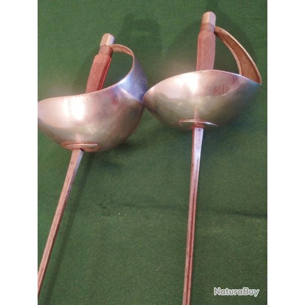 Sabres  ( paire) de escrime  sportif, ann�es 70