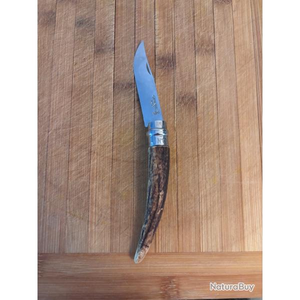 Opinel bois de cerf num�ro 8
