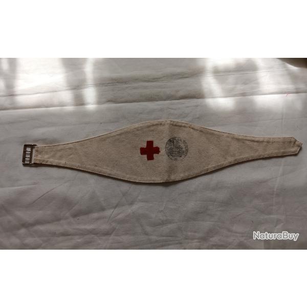 Brassard Fran�ais croix rouge WW2 ( A1 )