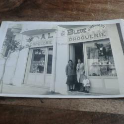 cp  magasin droguerie articles de toilette