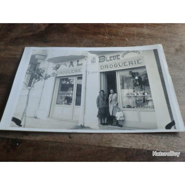 cp  magasin droguerie articles de toilette