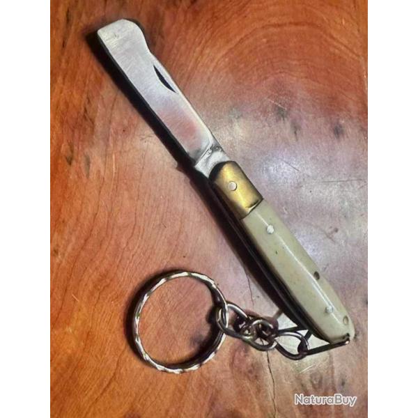 Couteau Greffoir - Porte clef - Os - Ench�re 1.00 � (1)