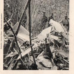 Carte Postale Guerre 1914-1915 D&eacute;bris de l'Avion allemand -N&deg;8104