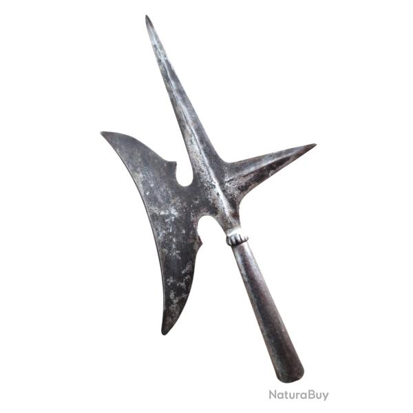 Militaria d�coration Ancien Fer Hallebarde d'apparat Grav� XIXe - Poin�on signature G. PIGEON Armuri