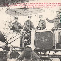 Carte Postale Ancienne - Nacelle du Dirigeable Militaire R&eacute;publique -N&deg;87235