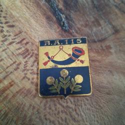 Ancien insigne Base A&eacute;rienne 115 Orange - BA 115 - Drago Paris A640