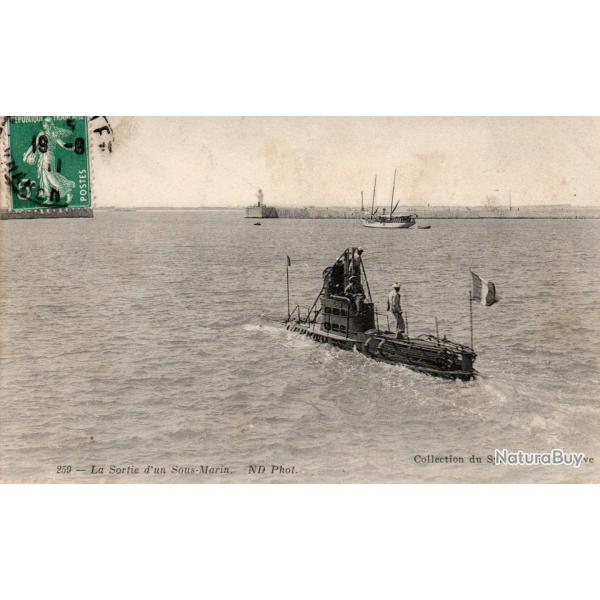 Carte Postale Ancienne - La Sortie d'un Sous-Marin -N�87246