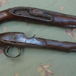 paire de pistolets anciens vendus dans l'&eacute;tat