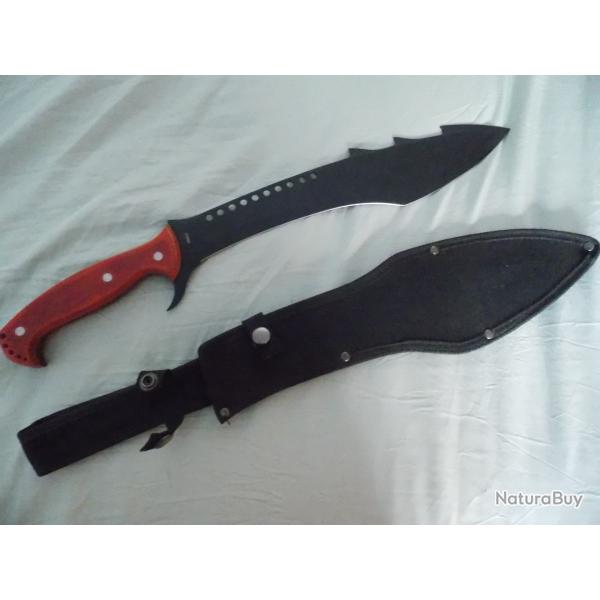 Couteau tactique machette avec fourreau lame noire longueur totale 49 cm