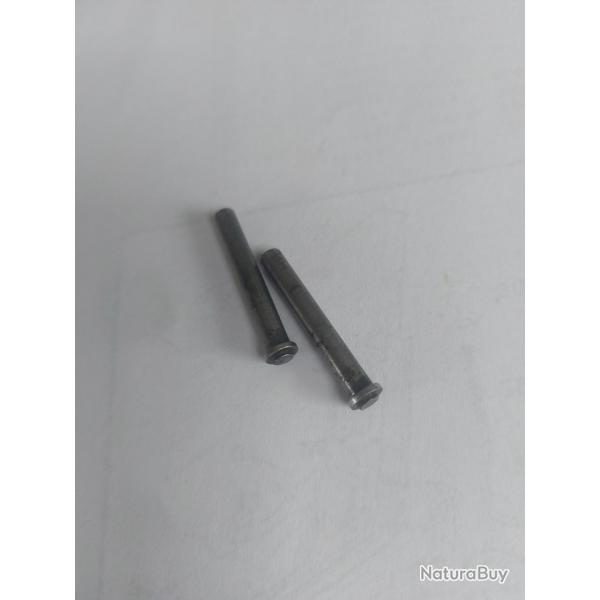 Paire de guides de ressorts r�cup�rateurs P38 WW2