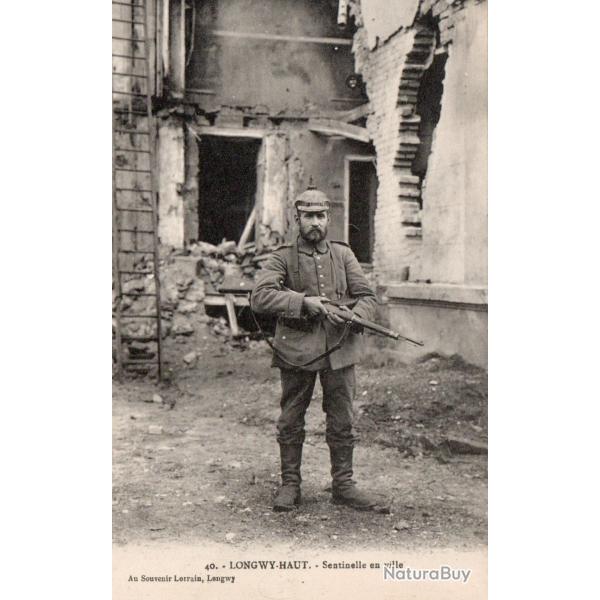 Carte Postale - Longwy-Haut, Sentinelle en ville -N�8752