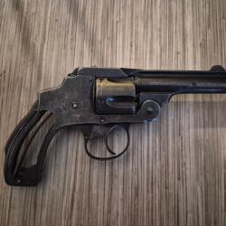 Smith Wesson hammerless 38 sw