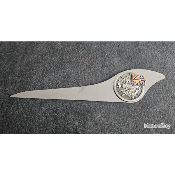 Ouvre-lettre protocolaire militaire (ou coupe papier de pr�sentation)