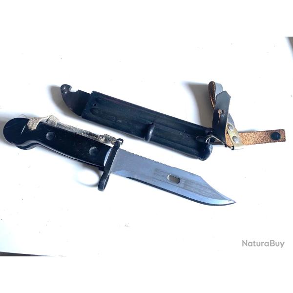 Ancienne Ba�onnette RDA Allemagne de l'est AK74 avec Fourreau