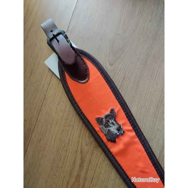 Bretelle fluo motif Sanglier.