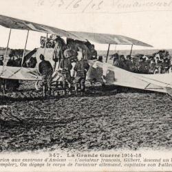 Carte Postale  - La Grande Guerre 1914-15 - Duel a&eacute;rien pr&egrave;s d'Amiens -N&deg;8753