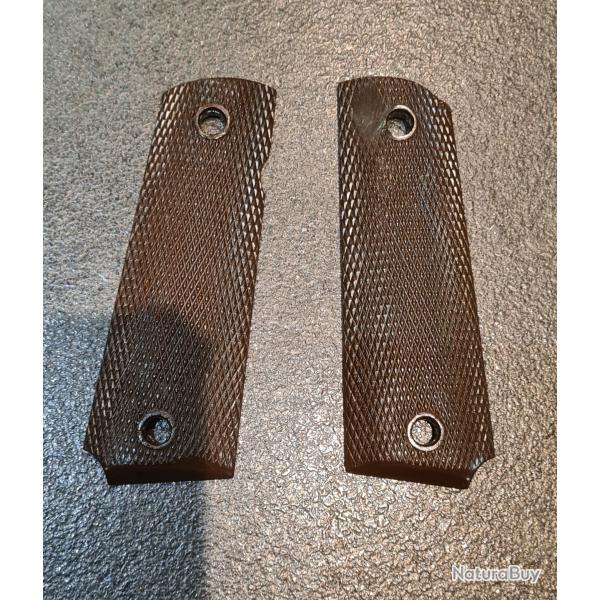Paire de plaquettes 1911 A1 WW2 authentiques Remington Ithaca