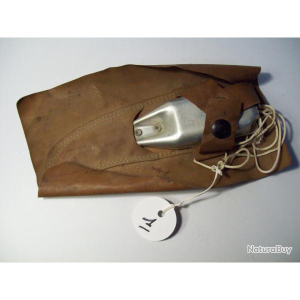 militaria couteau de survie cousu sur les canots de survie vietnam war