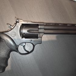Taurus mod. 689 canon 6"