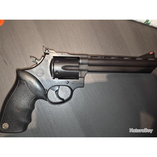 Taurus mod. 689 canon 6"