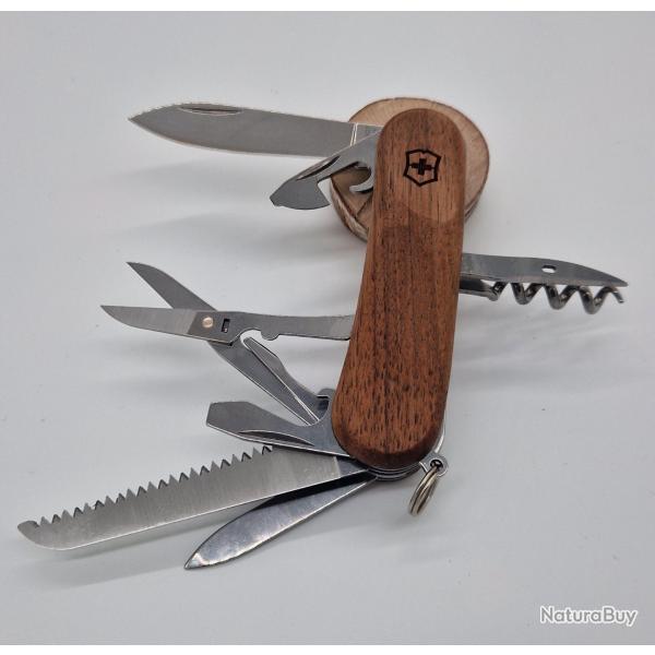 Couteau VICTORINOX Huntsman Wood finition bossel�e