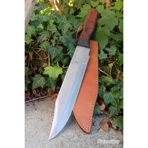 Couteau de Gaucho Argentin Bowie Lame Acier Carbone 1055 Etui Cuir Manche Bois Fabric Artisanale 01